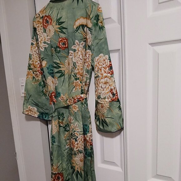🌸 Zara Floral Kimono Robe 👘 🌸 - Picture 8 of 13